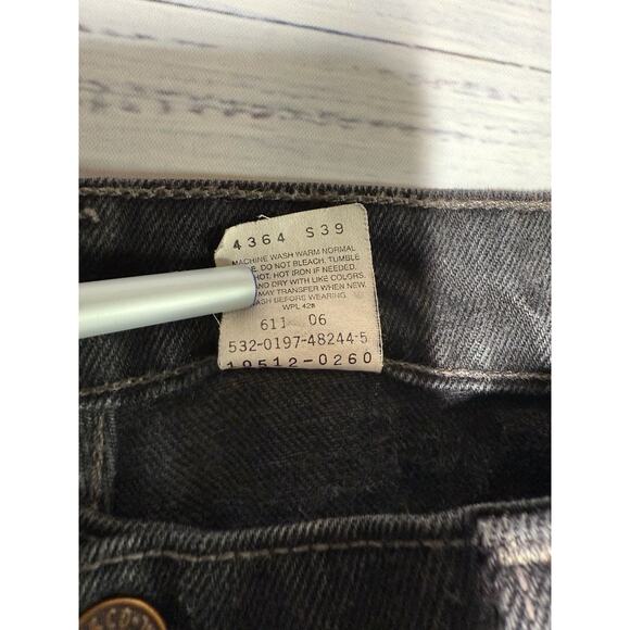Vintage Levis Jeans Womens 13 JR (Fits 27x30) Black 512 Slim Tapered Denim 90s - Picture 4 of 8